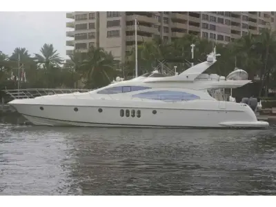 Azimut 68E 