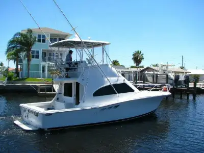 Luhrs 36 Convertible 