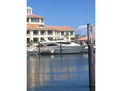 Azimut 74 Solar 