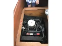 Sea Ray SRV Cuddy Cabin 