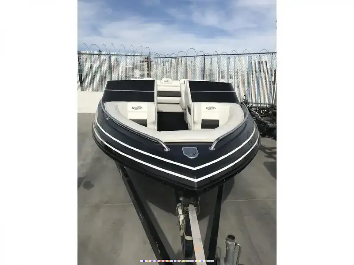 Ultra Custom Boats 21 Stealth 