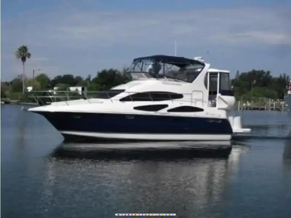 Cruisers 385 Motoryacht 