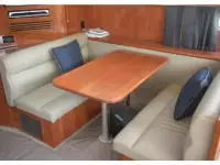 Cruisers 385 Motoryacht 