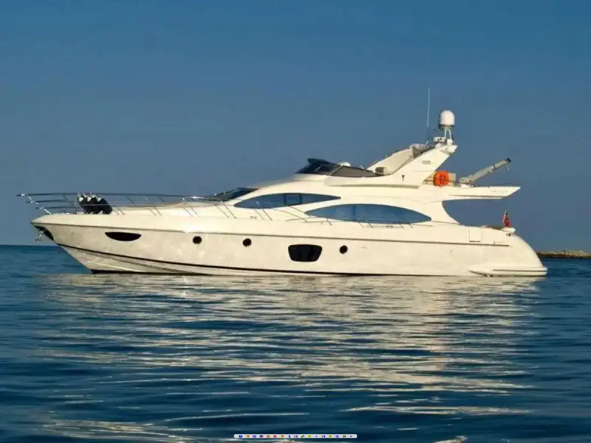 Azimut 68E 