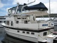 Defever Aft Cabin Motoryacht  OFFSHORE 