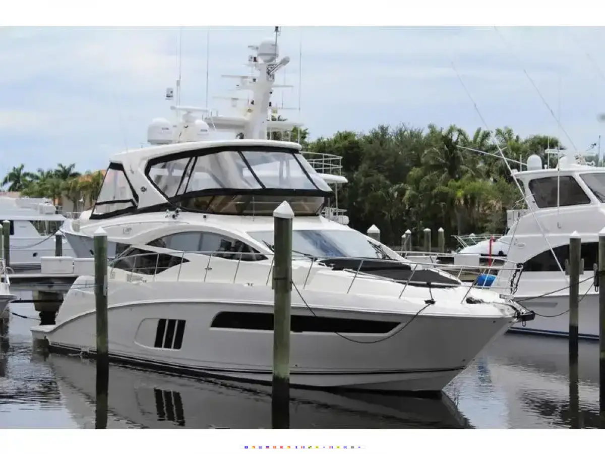Sea Ray L590 FLY 