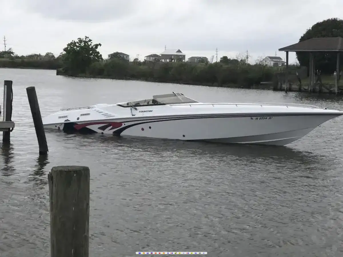 Fountain Lightning  Fountain Lightning