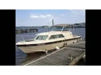 Chris Craft Crusader 251 
