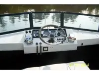 Sportcraft 300 Sportfisherman 