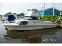Sportcraft 300 Sportfisherman 