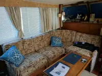 Tollycraft Tri Cabin