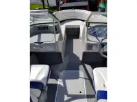 Bayliner Discovery 215 