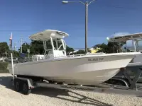 Everglades 243cc