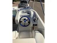 Magic 28 Magic deckboat 