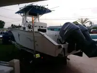 Cape Horn 24 Center Console 