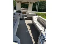 Sun Tracker Party Hut 