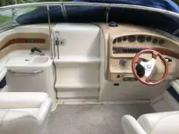 Sea Ray Overnighter 