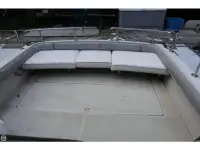 Tiara 27 