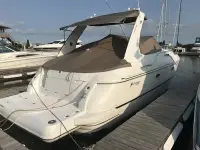 Cruisers 3672 Express 