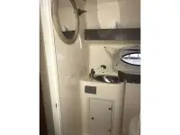 Rinker Fiesta Vee 270
