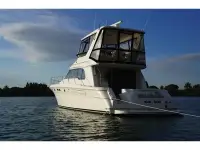 Sea Ray 480 Sedan Bridge