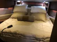 Sea Ray Express Cruiser 