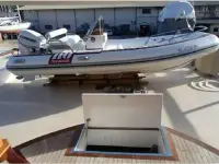 Custom Long Range Cruiser 100