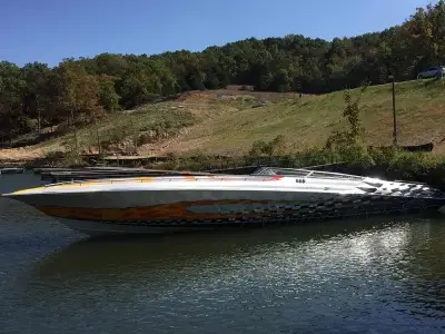 Fountain 47          lightning 