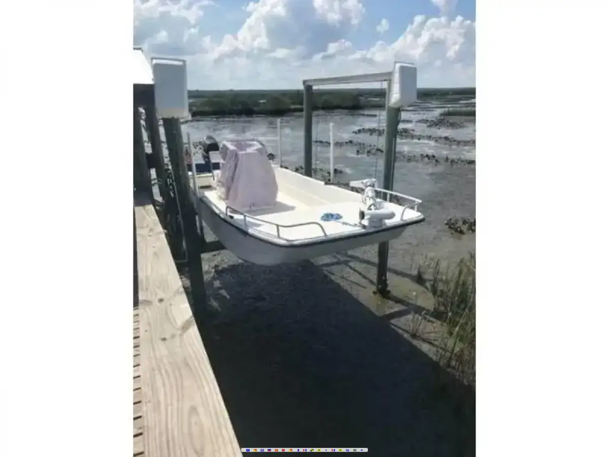 Carolina Skiff 24 DLX 