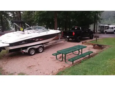 Chaparral 220SI