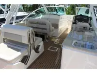 Boston Whaler 320 Vantage