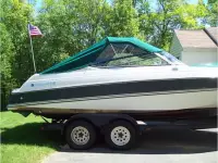 Four Winns Horizon 220
