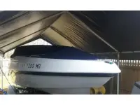 Rinker Captiva 212 