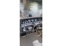 Cruisers Esprit Flybridge 