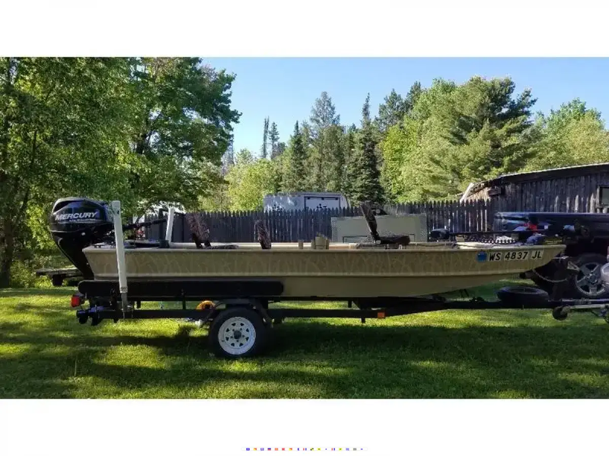 Lund Aluminum Jon Boat 