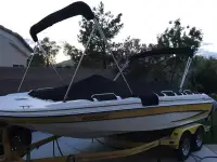 Glastron Deckboat DX 205