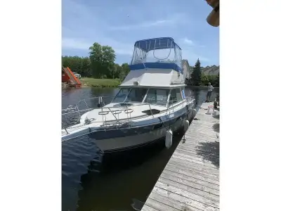 Cruisers 2980 esprit 