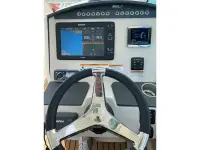 Boston Whaler 320 Vantage