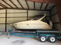 Maxum 2700SCR 