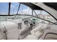 Chaparral 330 Signature 