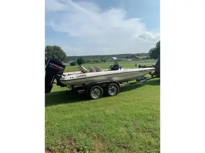 Triton TR 21 