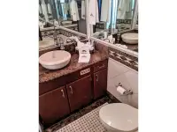 Hatteras Cockpit Motoryacht