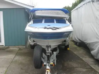 Bayliner Capri