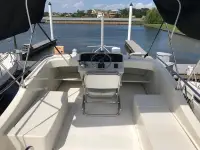 Mainship Trawler