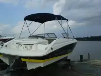 Regal 2000 Bowrider 