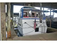 CHB Sundeck Trawler 