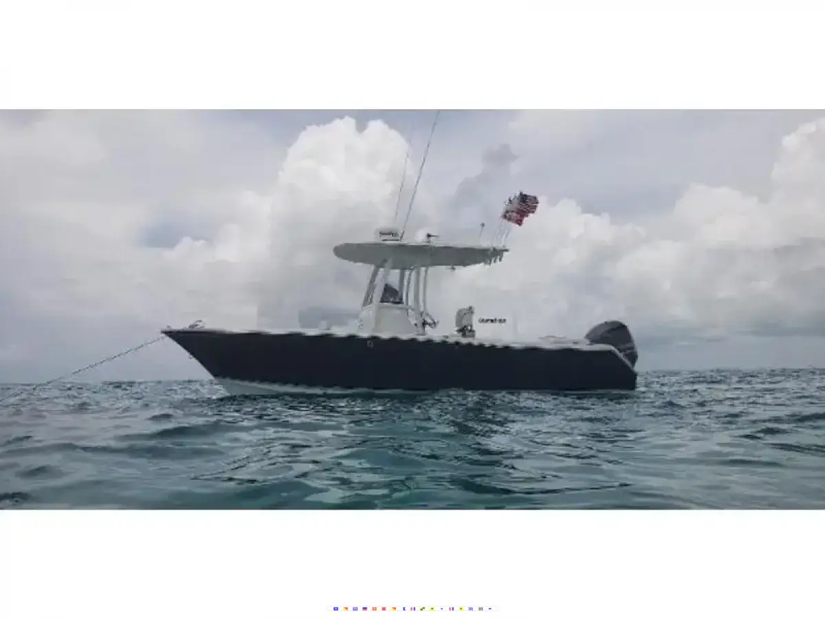 Sea Hunt Ultra 235SE 