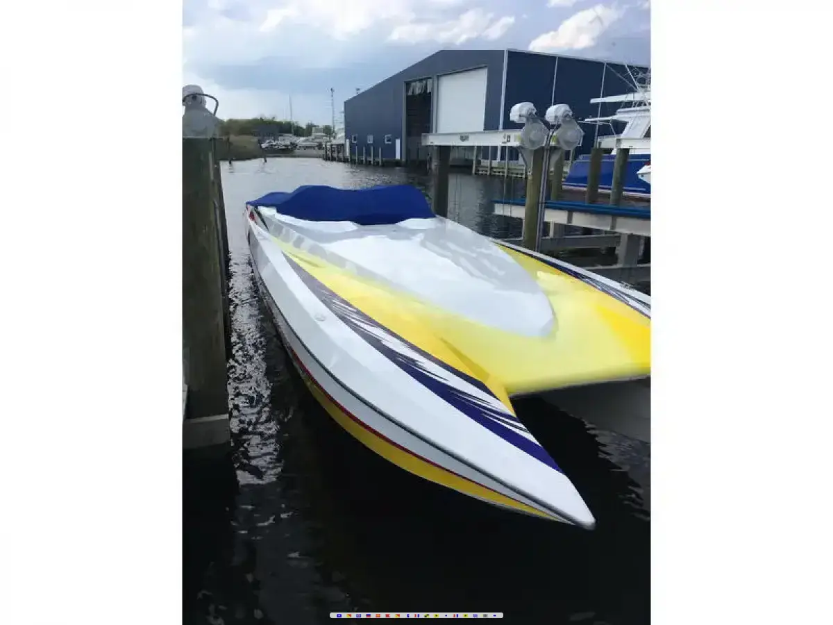 Spectre CATAMARAN 