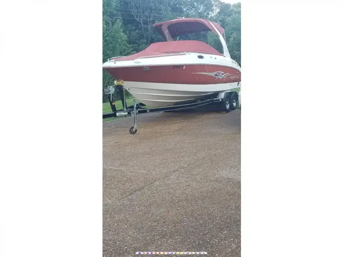 Chaparral 256 ssx 