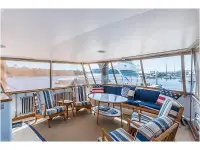 Trumpy Houseboat 